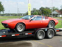 Mangusta on the trailer at the pit stop going to Fort Stockton